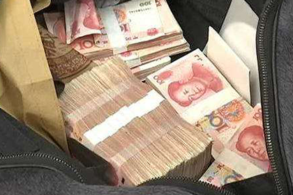 如何安排最低还款额后剩余信用卡款项的还款策略？